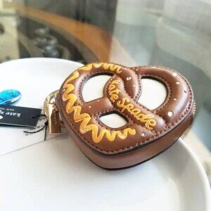 Kate Spade New York NYC 3D Pretzel Coin Purse Bag Charm Keychain